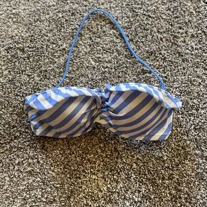 Victoria’s Secret Bikini Top in Size 36 B